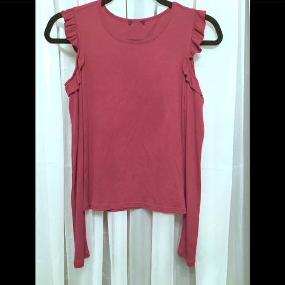 FREE W/PURCHASE Ruffle Cold Shoulder Top - Picture 3 of 6